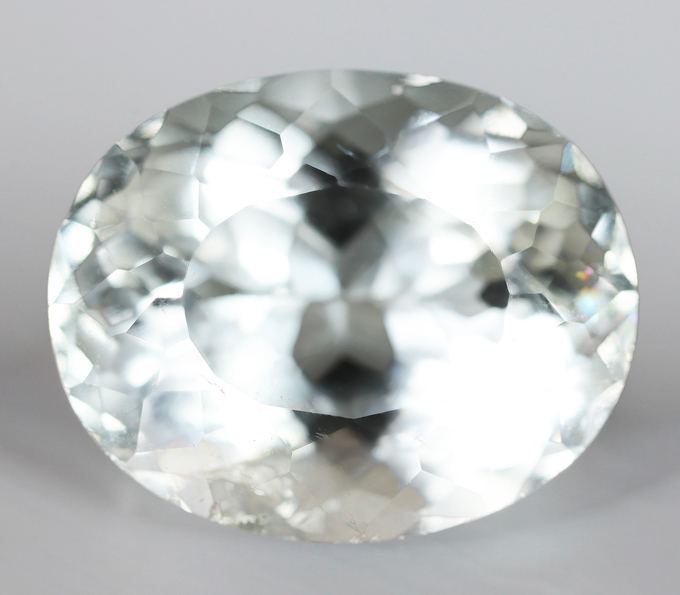 Зеленый аметист 10,2 карата