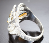 Серебряное кольцо с кристаллическим эфиопским опалом и голубыми топазами Серебро 925