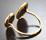 Золотое кольцо с ограненными черными опалами 2,61 карата и сапфирами