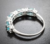 Стильное серебряное кольцо с голубыми апатитами