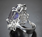 Серебряное кольцо с иолитами 14,17 карата Серебро 925