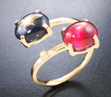 Золотое кольцо cо звездчатым рубином 4,5 ккарата, звездчатым сапфиром 4,07 карата и бриллиантами Золото