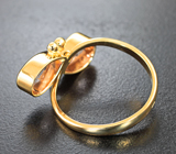 Золотое кольцо с персиковыми морганитами 2,36 карата, уральским изумрудом и бриллиантами