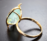 Золотое кольцо с «мятным» уральским бериллом 6,6 карата, «неоновыми» изумрудами и бриллиантами Золото