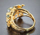 Золотое кольцо с уральскими александритами высоких характеристик 0,7 карата, хризобериллами 6,17 карата и бриллиантом