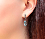 Изящные серебряные серьги с голубыми топазами Серебро 925
