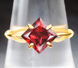 Золотое кольцо с ярким альмандином гранатом редкой огранки 2,19 карата Золото