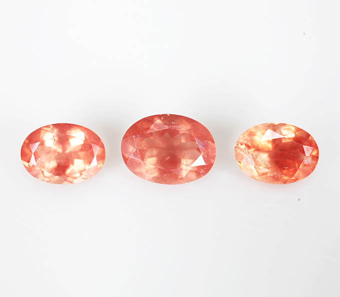 Набор из 3 андезинов 2,88 карата