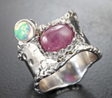 Серебряное кольцо с рубином и кристаллическим эфиопским опалом