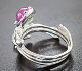 Серебряное кольцо с рубином и перидотами