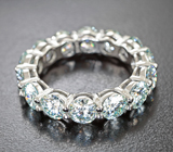 Серебряное кольцо с голубоватыми муассанитами топовой огранки 6 карат