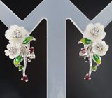 Изысканный серебряный комплект с резным перламутром, самоцветами и цветной эмалью