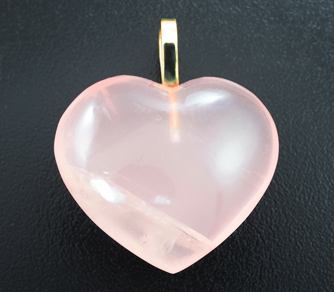 Массивный золотой кулон с крупным розовым кварцем 65,79 карата