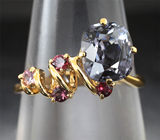 Золотое кольцо с титановой 1,78 карата и чистейшими пурпурно-розовыми шпинелями
