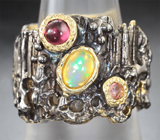 Серебряное кольцо с кристаллическим эфиопским опалом, родолитом гранатом и розовым турмалином