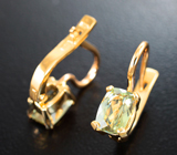 Золотые серьги с чистейшими диаспорами со сменой цвета 1,63 карата Золото
