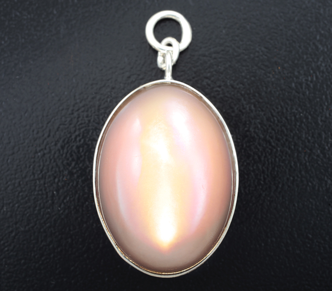 Стильный серебряный кулон с крупным лунным камнем 23,66 карата