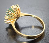 Эксклюзив! Золотое кольцо с крупным уральским александритом 2,76 карата в окружении насыщенных александритов и бриллиантов Золото