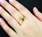 Золотое кольцо c зеленым, золотистым и коньячным сфенами 4,56 карата Золото