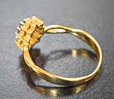Золотое кольцо с ярким сиреневым танзанитом 0,31 карата и бесцветными цирконами Золото