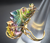 Крупное золотое кольцо с яркими многоцветными кристаллами висмута 57,85 карата, родолитами гранатами и диопсидами Золото