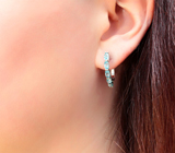 Чудесные серебряные серьги с голубыми цирконами Серебро 925