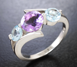 Чудесное серебряное кольцо с аметистом и голубыми топазами