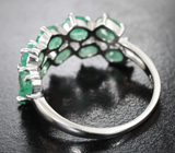 Превосходное серебряное кольцо с изумрудами
