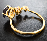 Золотое кольцо с редким полихромным сапфиром со сменой цвета 1,72 карата