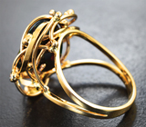 Золотое кольцо с крупным невероятно-ярким ограненным черным опалом 7,37 карата, желтыми сапфирами, цаворитом и бриллиантами Золото