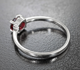 Изящное серебряное кольцо с альмандином гранатом