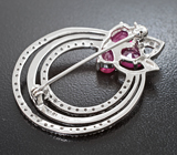Эффектная серебряная брошь с рубинами Серебро 925