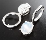 Изящные серебряные серьги с лунным камнем