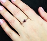 Золотое кольцо c вишневой и розовыми шпинелями 1,03 карата