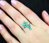 Серебряное кольцо с изумрудами