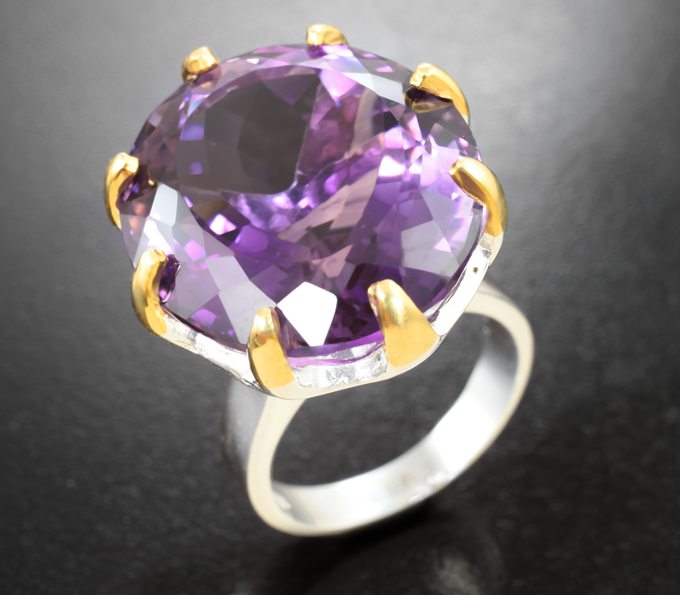 Серебряное кольцо с аметистом 34,51 карата
