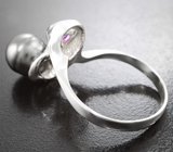 Кольцо с жемчужиной барокко 7,32 карата и редким ограненным хакманитом