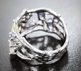 Ажурное серебряное кольцо с ограненными эфиопскими опалами и танзанитами Серебро 925