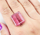 Эксклюзив! Крупный ярко-розовый турмалин 23,84 карата 
