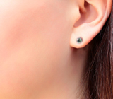 Золотые пусеты с яркими насыщенными уральскими изумрудами 0,39 карата Золото