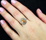 Праздничное серебряное кольцо с ограненным мексиканским опалом и разноцветными сапфирами