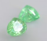 Пара мятно-зеленых цаворитов 1,48 карата