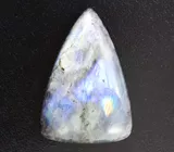 Кулон с  лабрадоритом на долерите 43,69 карата 