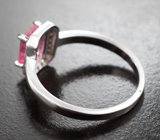 Превосходное cеребряное кольцо с рубином и разноцветными сапфирами