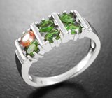 Яркое серебряное кольцо с диопсидами и сапфиром