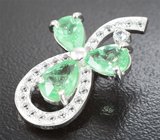 Кулон с цаворитами гранатами 2,06 карата и лейкосапфирами