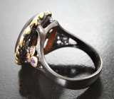 Серебряное кольцо с крупным карнелианом, аметистами и родолитами