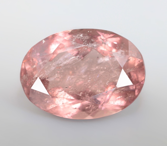Розовато-оранжевый турмалин 3,97 карата