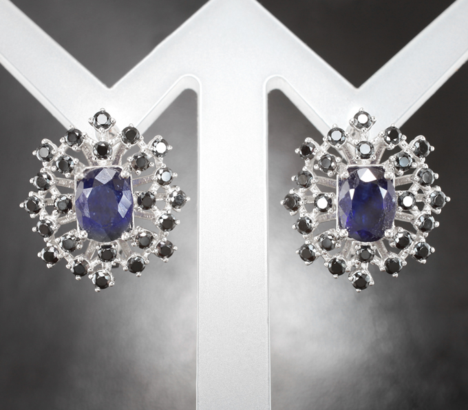 Серебряные серьги с насыщенно-синими сапфирами и черными шпинелями