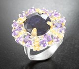 Серебряное кольцо с крупным насыщенно-синим сапфиром и аметистами